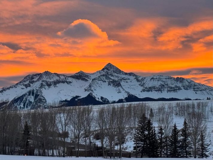 476159933_927240516181830_3688497689170473816_n